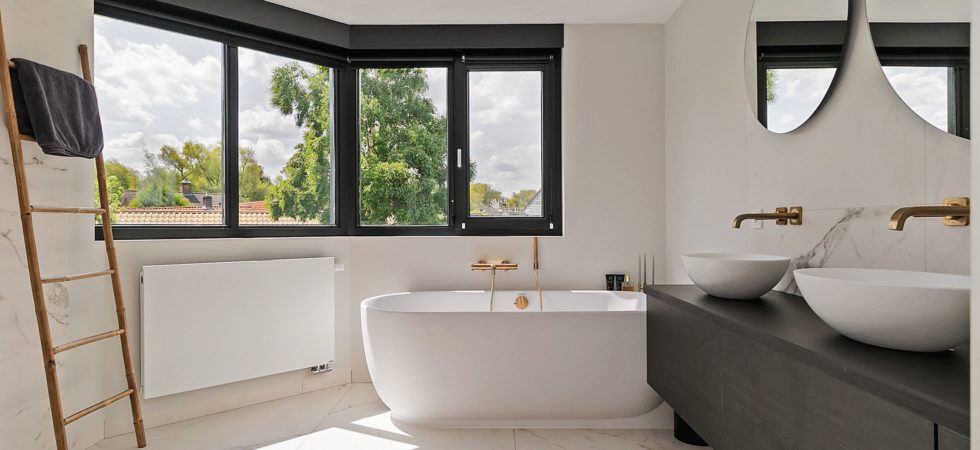 Van Heugten Baddesign en Installatie Renovatie