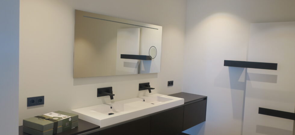 Van Heugten nieuwbouw badkamer Roermond